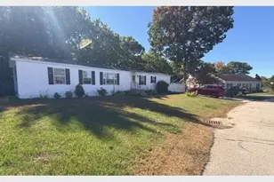109 Spruce Dr, Farmington, NH 03835 - Photo 1