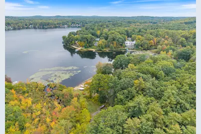 12 Holts Point Road, Sandown, NH 03873 - Photo 35