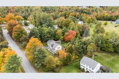 292 South Pleasant Street, New London, NH 03257 - Photo 37
