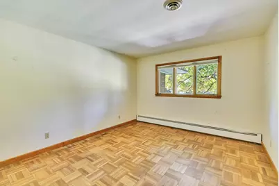 988 Mammoth Road, Manchester, NH 03104 - Photo 31