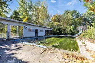 988 Mammoth Rd, Manchester, NH 03104 - Photo 45