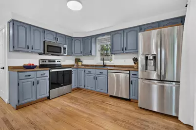 141 Eastwind Drive, Manchester, NH 03104 - Photo 3