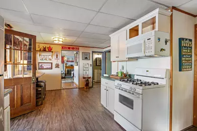 25 Lake Shore Drive, Effingham, NH 03882 - Photo 9