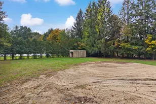 12 S Mast St, Goffstown, NH 03045 - Photo 5