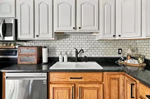 4 Westview Dr, Rochester, NH 03867 - Photo 5