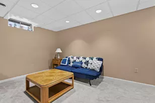 6 Clydesdale Ct, Goffstown, NH 03045 - Photo 25