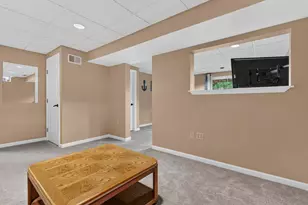6 Clydesdale Ct, Goffstown, NH 03045 - Photo 29