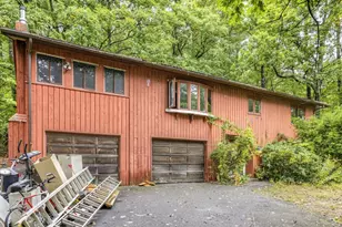 28 Beechwood Rd, Hudson, NH 03051 - Photo 1