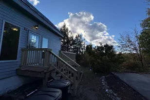 15 Richards Ln, Croydon, NH 03773 - Photo 1
