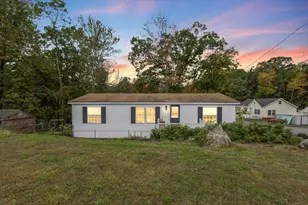 4 Allard St, Exeter, NH 03833 - Photo 1