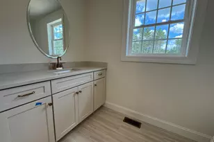 120 South Rd, Londonderry, NH 03053 - Photo 19
