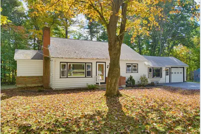 195 Rockingham Road, Auburn, NH 03032 - Photo 3