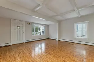 125 Thornton St, Manchester, NH 03102 - Photo 3