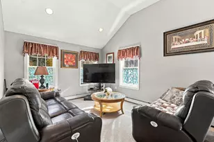 24 Garland Rd, Nottingham, NH 03290 - Photo 13