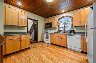 75 Sweden St, Berlin, NH 03570 - Photo 7