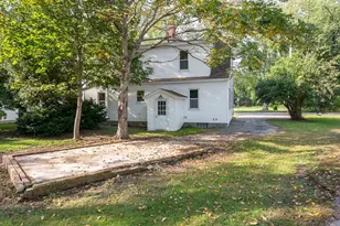 23 Atherton Ave, Nashua, NH 03064 - Photo 3