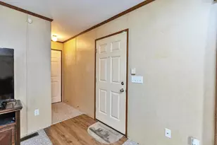 101 Dart Dr, Salem, NH 03079 - Photo 3