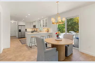 13 Hilton Drive, Newmarket, NH 03857 - Photo 5