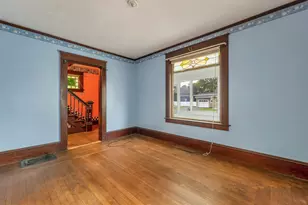 53 Garfield St, Laconia, NH 03246 - Photo 9