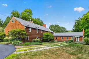17 Newfields Rd, Exeter, NH 03833 - Photo 3