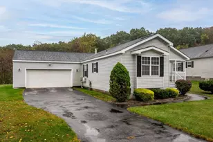 65 Tarah Wy, Fremont, NH 03044 - Photo 3