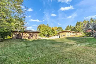 161 Lakeview Ln, Manchester, NH 03104 - Photo 7