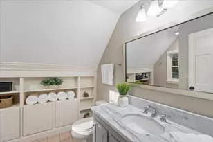 33 Ledgewood Rd, Bedford, NH 03110 - Photo 25