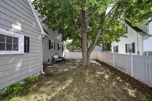 1138 Hall St, Manchester, NH 03104 - Photo 31