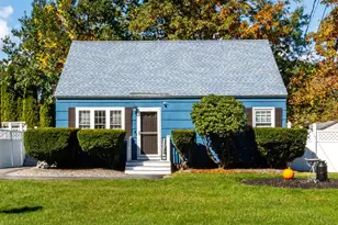 4 Blackstone St, Hudson, NH 03051 - Photo 1