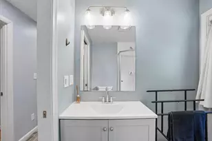 20 Suzanne Dr, Portsmouth, NH 03801 - Photo 19