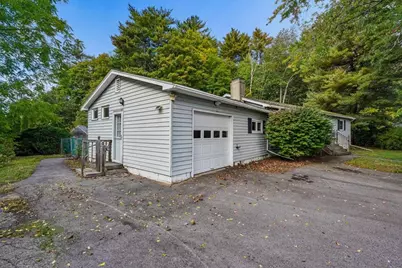 20 Suzanne Drive, Portsmouth, NH 03801 - Photo 5