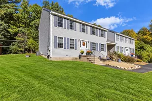 66a Pelham Rd, Hudson, NH 03051 - Photo 3