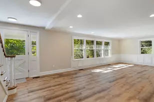 2 Regina Rd, Portsmouth, NH 03801 - Photo 7
