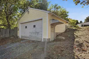 186 Peabody Ave, Manchester, NH 03109 - Photo 25