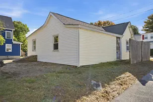 186 Peabody Ave, Manchester, NH 03109 - Photo 19