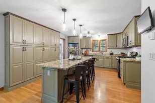 94 Bunker Hill Rd, Auburn, NH 03032 - Photo 9