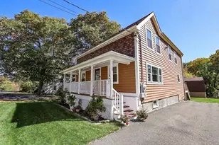 11 Ash St, Londonderry, NH 03053 - Photo 1