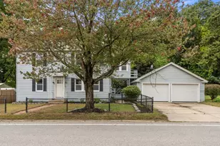 8 Blue Hill Ave, Nashua, NH 03064 - Photo 23
