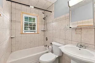 26 Claire St, Manchester, NH 03103 - Photo 21