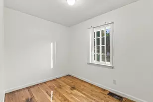 26 Claire St, Manchester, NH 03103 - Photo 13
