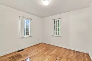 26 Claire St, Manchester, NH 03103 - Photo 15