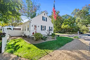 4 Hayward Pl, Hudson, NH 03051 - Photo 5