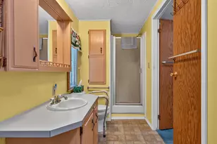 184 South St, Springfield, VT 05156 - Photo 13