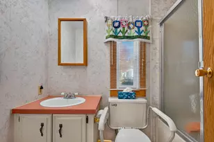 184 South St, Springfield, VT 05156 - Photo 15
