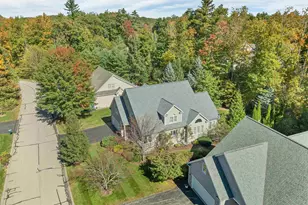 21 Vineyard Dr, Stratham, NH 03885 - Photo 5