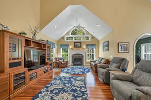 21 Vineyard Dr, Stratham, NH 03885 - Photo 19