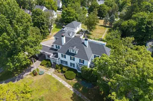 555 Main St, Farmington, NH 03835 - Photo 1