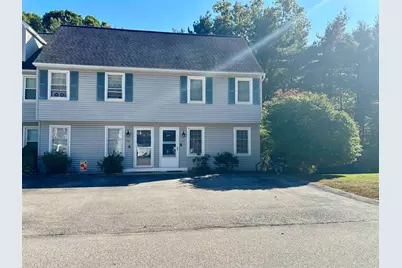 35 Hawkstead Hollow, Nashua, NH 03063 - Photo 1