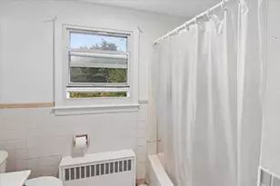 13 Devco Dr, Manchester, NH 03103 - Photo 13