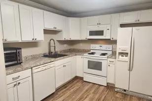 17 Kimberly Dr, Merrimack, NH 03054 - Photo 11